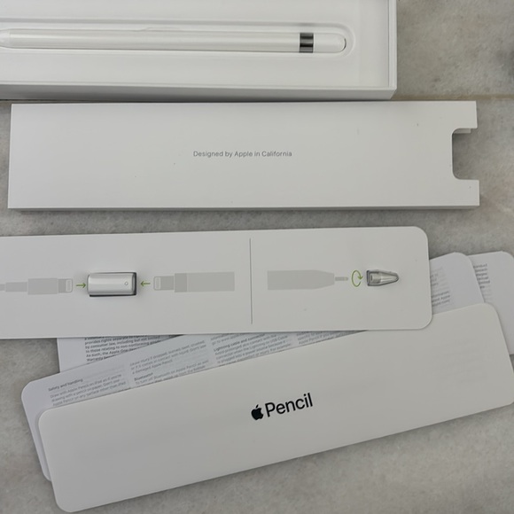 IN BOX APPLE PENCIL 1ST GENERATION - Picture 4 of 5